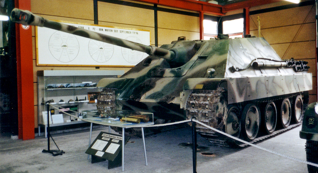 Jagdpanther in Hinterhalttarnung