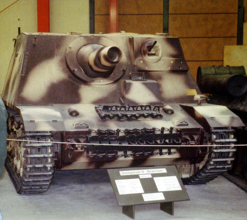 sturmpanzer iv in einem museum
