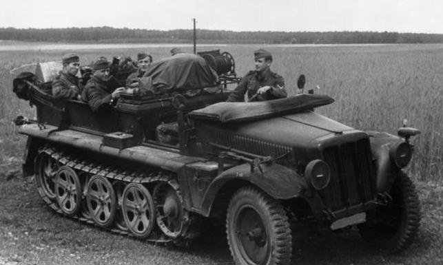 Sonder Kfz 10 im Juni 1941 in der Sowjetunion