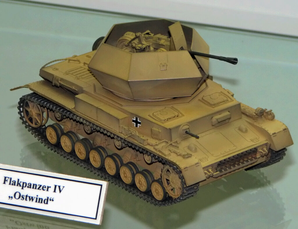 Modell des Flakpanzer 4 Ostwind
