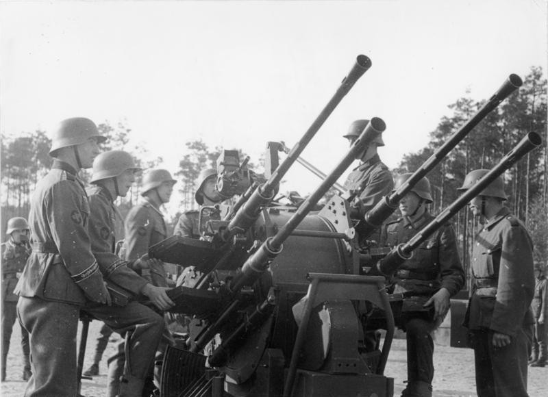 s-/w-aufnahme aus dem bundesarchiv ausbildung an der flak-vierling 38